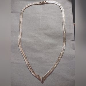 Beautiful thick gold chain